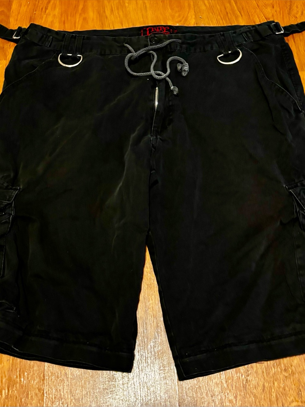 Tripp NYC Vintage Baggy Cargo Shorts D-Ring Stud Distressed Goth Y2K Punk 2X
